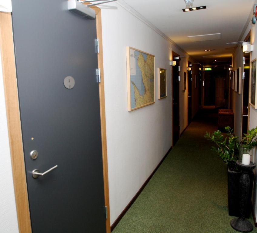 Riverside Hotel I Aengelholm Eksteriør bilde